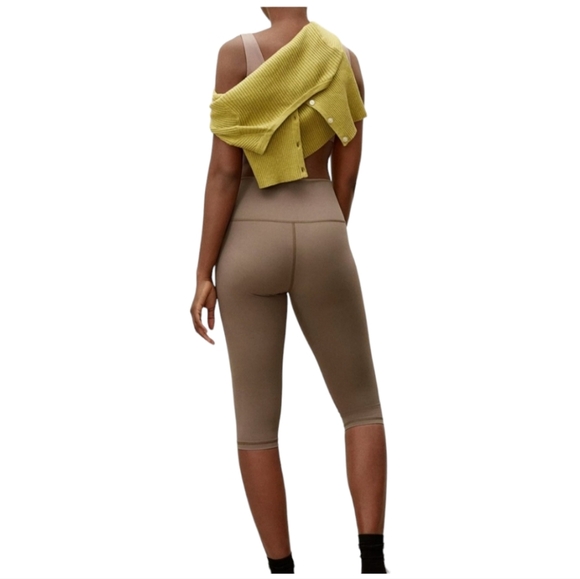 *NWT* EVERLANE PERFORM CROPPED LEGGIN LARGE - Picture 8 of 8